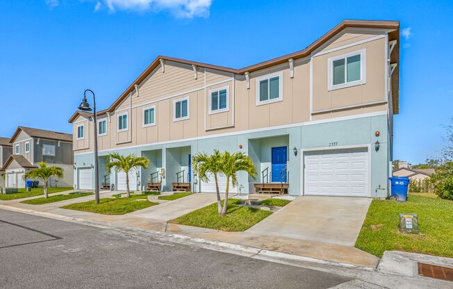 Luxury Townhome with Garage and Community Pool and Gym – Minutes from PIE Airport