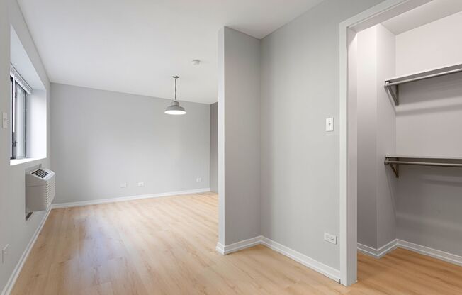 1 bed, 1 bath, 307 sqft, $1,750, Unit 216