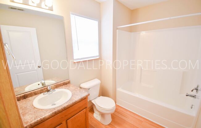 2 beds, 2.5 baths, $1,595