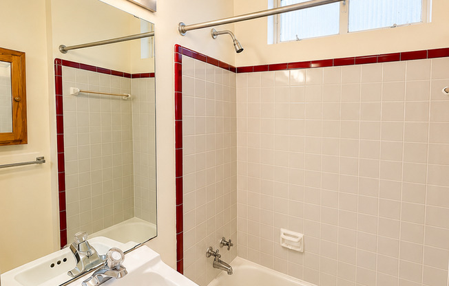 1 bed, 1 bath, 482 sqft, $1,150, Unit 223A