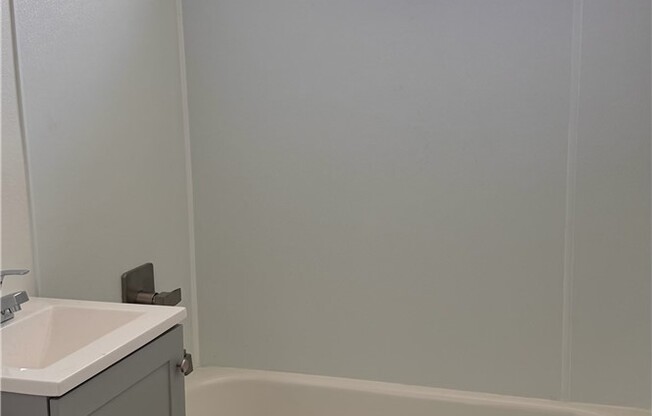 142 W 94 ST