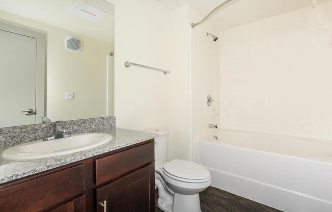 2 beds, 2 baths, 1,292 sqft, $2,117