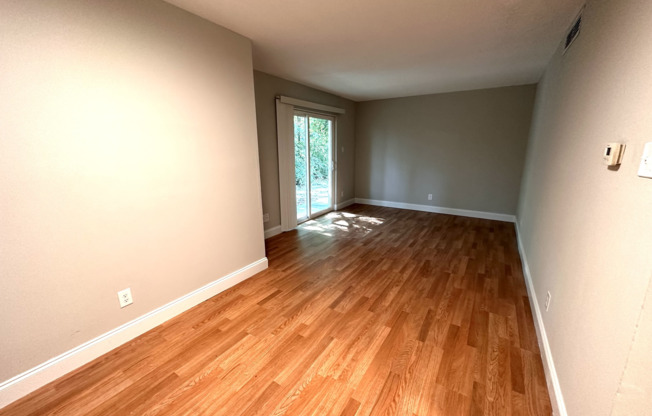 Studio, $1,395