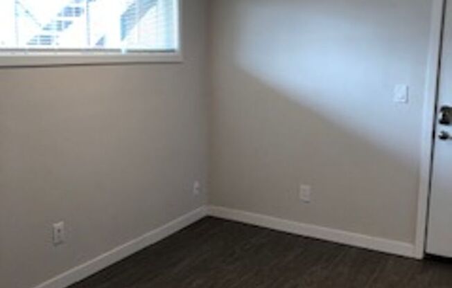 1 bed, 1 bath, 324 sqft, $1,395, Unit 2-A