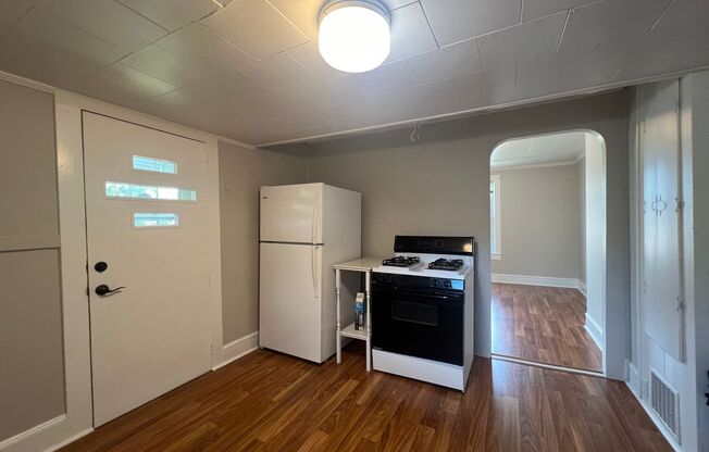 2 beds, 2 baths, $1,500