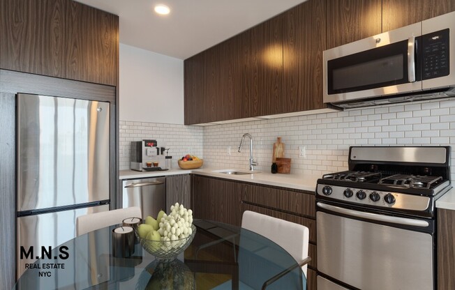 1 bed, 1 bath, $3,196, Unit 8-E