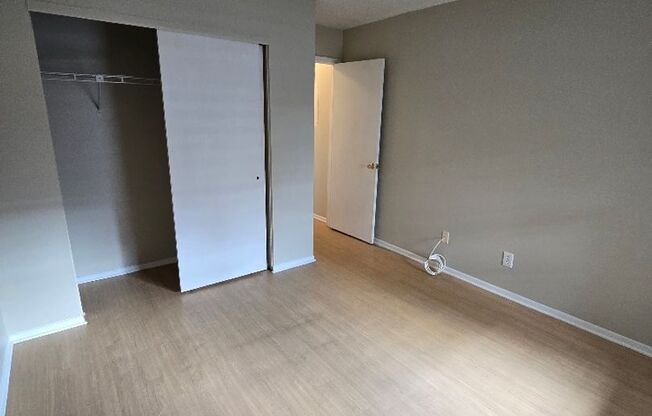 2 beds, 2 baths, $1,650, Unit APT #203