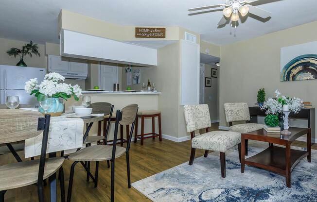 Gateway Grove Apartments - Apartment Living in La Porte, TX