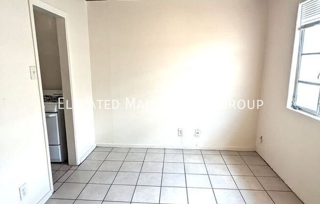 1024 ALVARADO DR SE