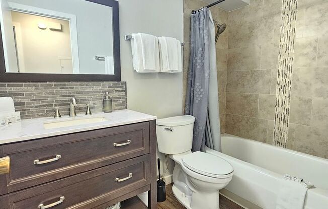 2 beds, 1 bath, 850 sqft, $1,295, Unit 109