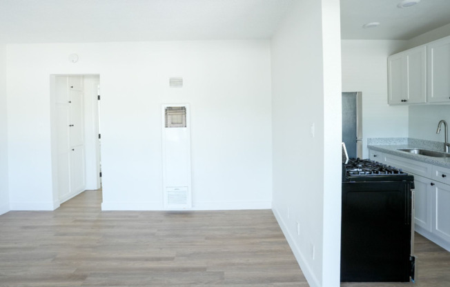 1 bed, 1 bath, 525 sqft, $1,995, Unit 649-26