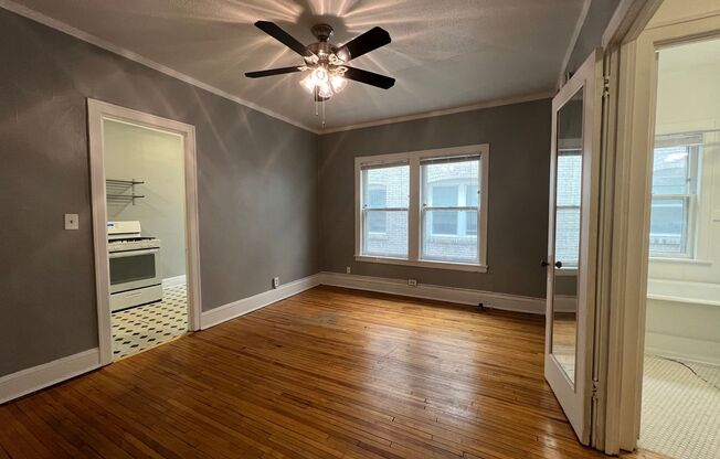 Studio, 1 bath, 400 sqft, $999, Unit 616304