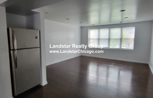 2538 W FITCH AVE