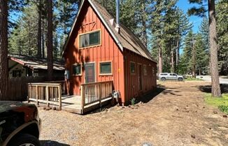 Little Red Cabin in Tahoe, single family House 2bd 1 ba. in Quiet neighborhood. Sorry No Pets.