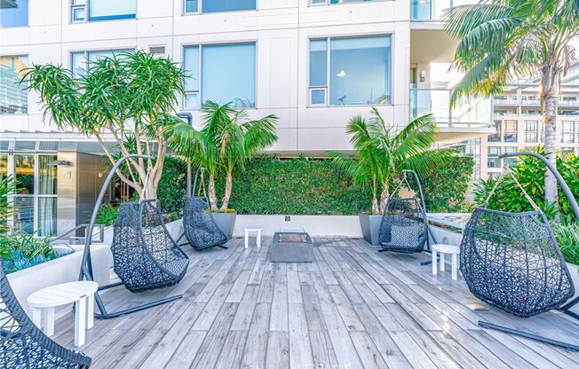 2 beds, 2 baths, 1,353 sqft, $5,500, Unit 1010