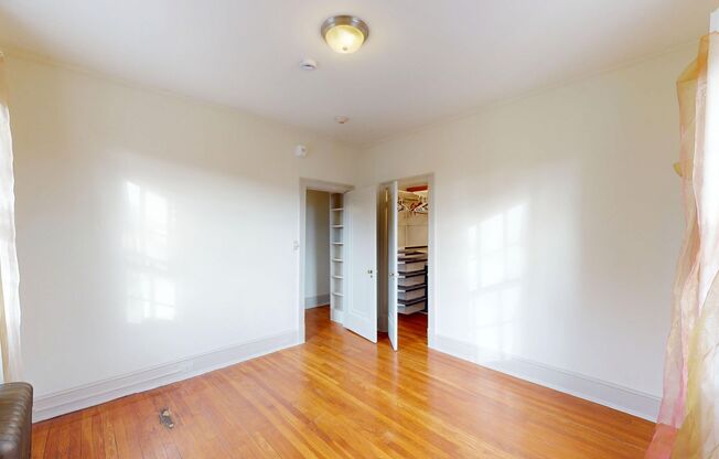 2 beds, 1 bath, $3,250, Unit Unit 301