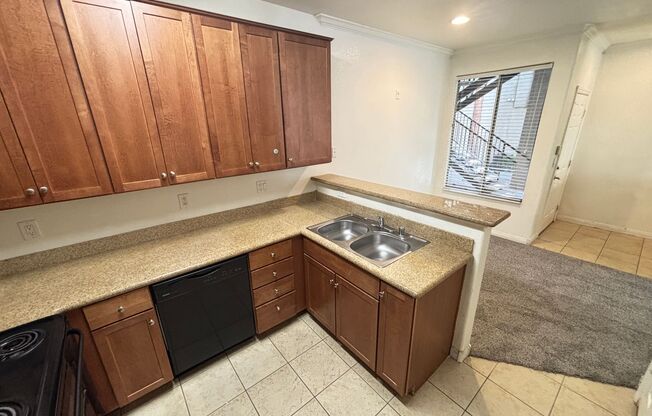 1 bed, 1 bath, $1,095