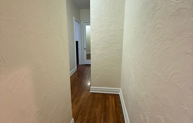 2 beds, 2 baths, 1,303 sqft, $3,000, Unit New King Edward  402