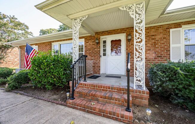 3-Bedroom Home in Mechanicsville - A Cozy Retreat on Lexington Drive!