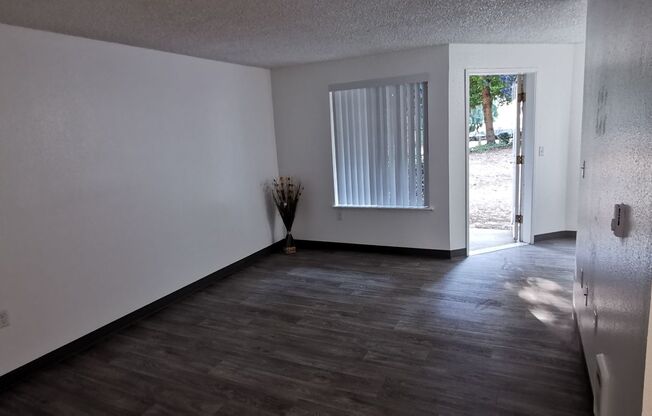 1 bed, 1 bath, 674 sqft, $1,450, Unit O101