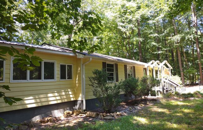 Lovely Home with Great Nature View!