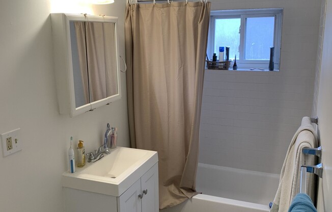 65 SELKIRK RD