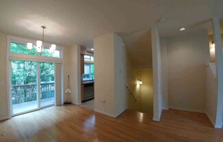 2 beds, 1.5 baths, $2,995