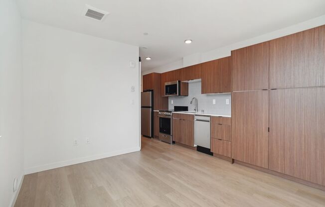 Studio, 1 bath, 252 sqft, $1,231, Unit 303