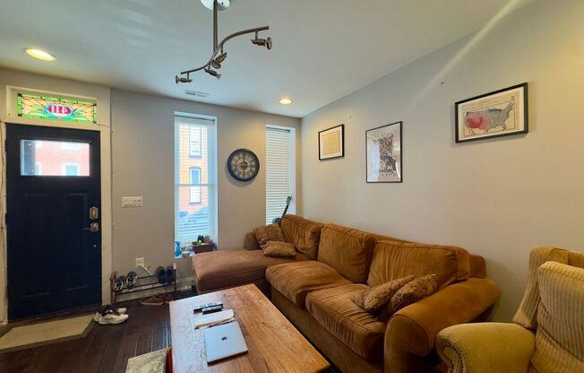 Charming 3Bed/3.5Bath Apartment in Riverside, MD!