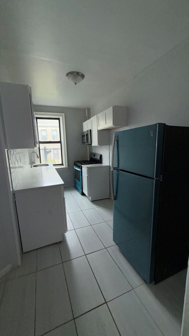 Renovated Apartments Near Journal Square PATH – 2685 Kennedy Blvd