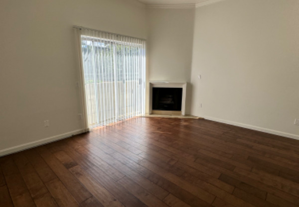 13022 Riverside Dr 9