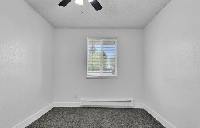 3 beds, 1.5 baths, 1,200 sqft, $1,750, Unit 5454-3