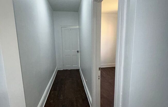 4 beds, 1 bath, $2,200