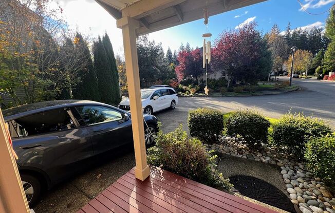 Great Corner Home in Popular Redmond Neighborhood with a Two-Car Attached Garage!  Owner very motivated to rent!