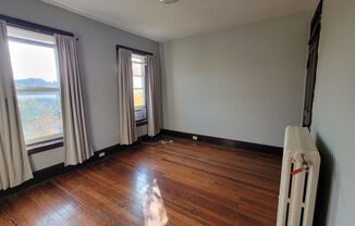 1 bed, 1 bath, 750 sqft, $1,300, Unit #3