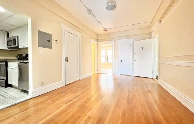 466 Commonwealth Ave