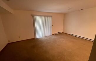 3 beds, 1.5 baths, $1,400, Unit 233 Westchester Sq North