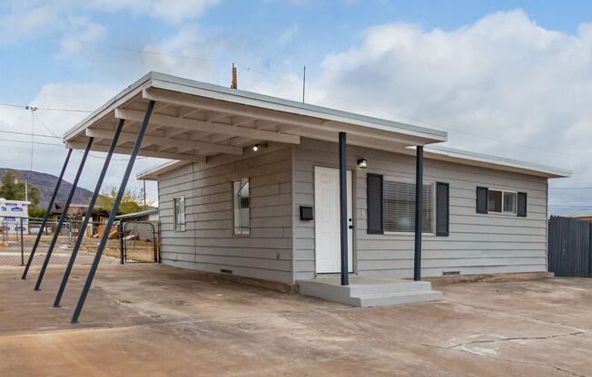 Fully Renovated Home near Water Street District