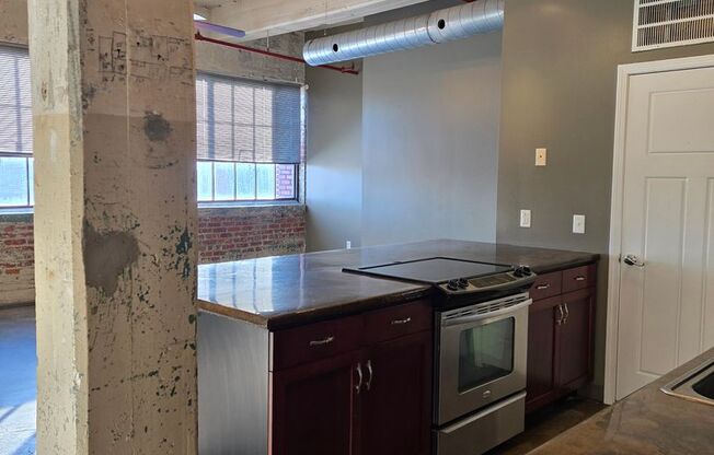 2 beds, 2 baths, 1,100 sqft, $898, Unit 617