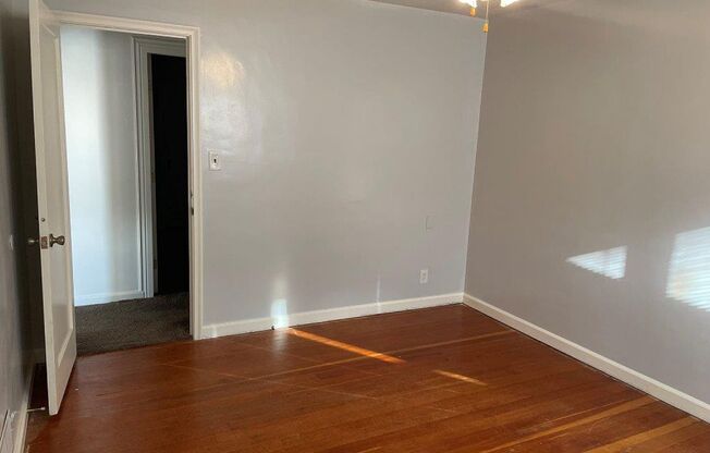 3 beds, 1 bath, $1,995