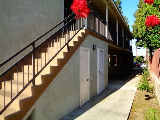 1 Bedroom 1 Bath Downstairs Apartment for Rent in Uptown Whittier