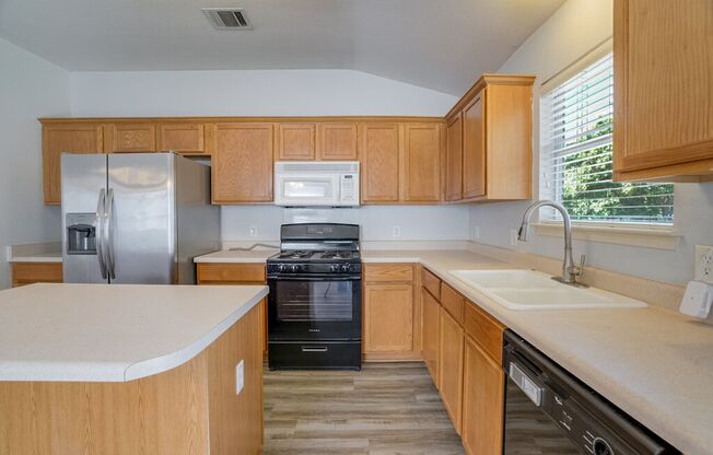 3310 Zinfandel Ln, Leander, TX 78641
