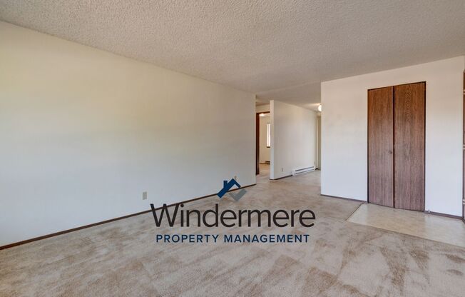 2 beds, 1 bath, $1,500, Unit 205