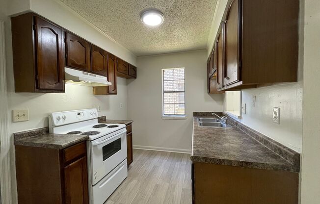 Apartment: Jackson Square