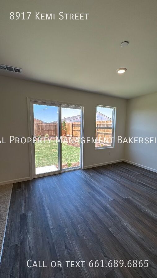 8917 KEMI ST