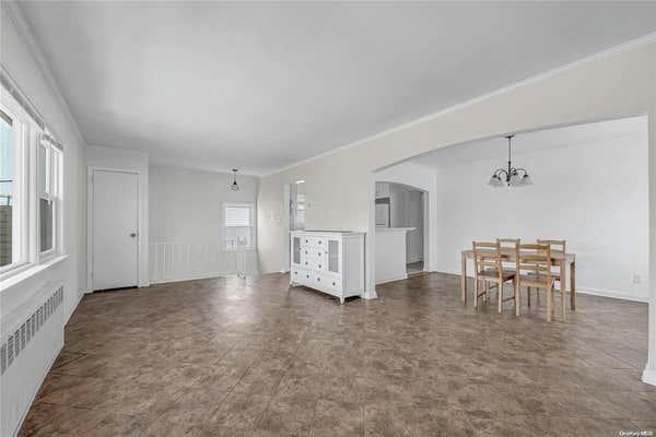 3 beds, 1 bath, 330 sqft, $3,500, Unit 2