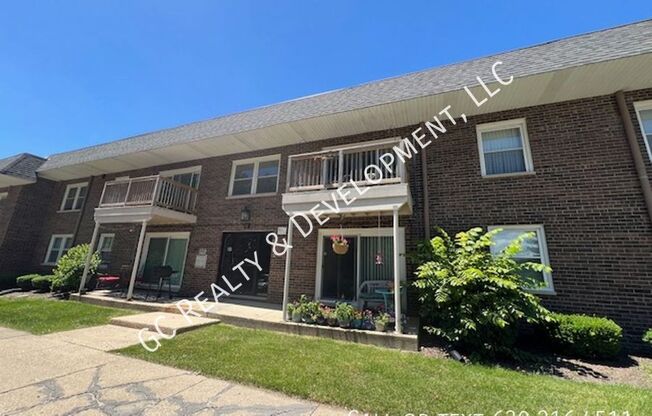 12 SIMPSON ST