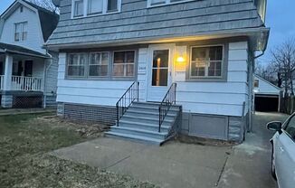 1462 E 175th St