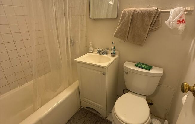 1 bed, 1 bath, 525 sqft, $895, Unit #206