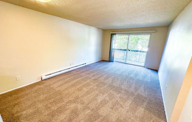 2 beds, 1 bath, 834 sqft, $1,895, Unit 205